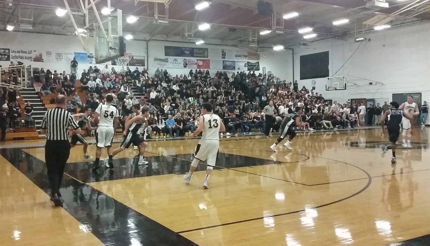 Thousand Oaks falls in Marmonte League Opener 56- 64