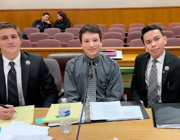 Pictured left to right, lead counsels sophomore Finneas Kerns, junior Aidan Light and junior Dominic Anderson sit at the Ventura County Courthouse defense table.